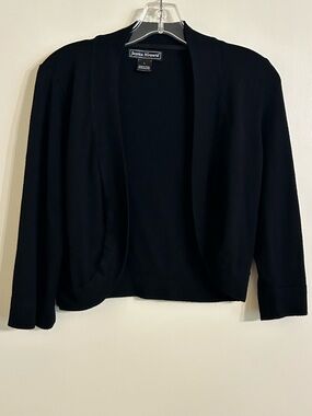 Jessica Howard Black Open-Front Cropped Shrug Cardigan